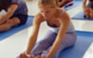Йога может заменить физиотерапию при болях в пояснице