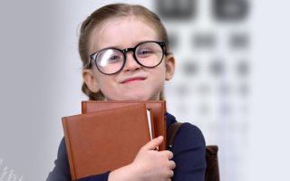Как сохранить зрение школьника