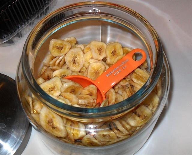 Банановые чипсы — польза и вред