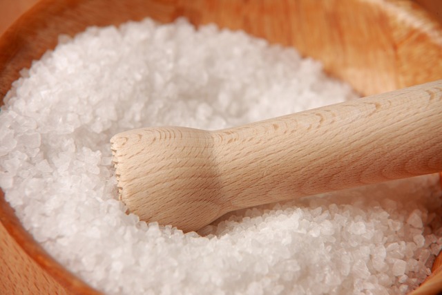 Йодированная соль — полезные свойства и вред