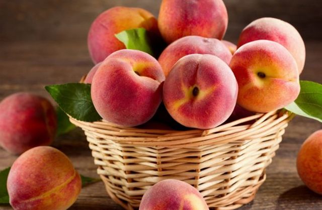 Косточки персика — чем полезны и чем вредны