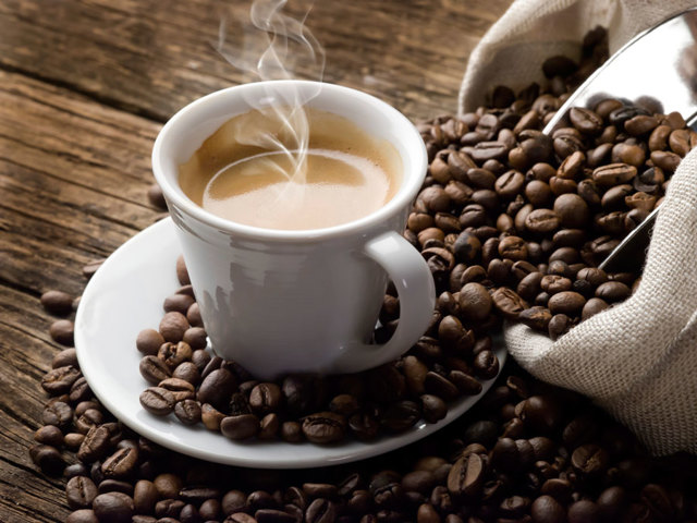 Кофе или энергетик — что вреднее для здоровья?