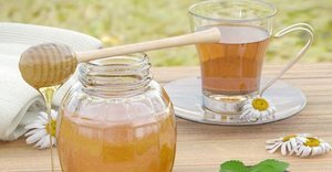 Вода с медом натощак: полезные свойства и вред