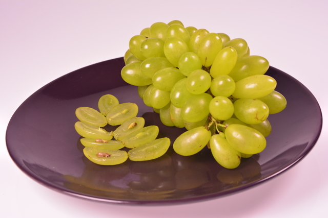 Масло из виноградных косточек: польза и чем вредно