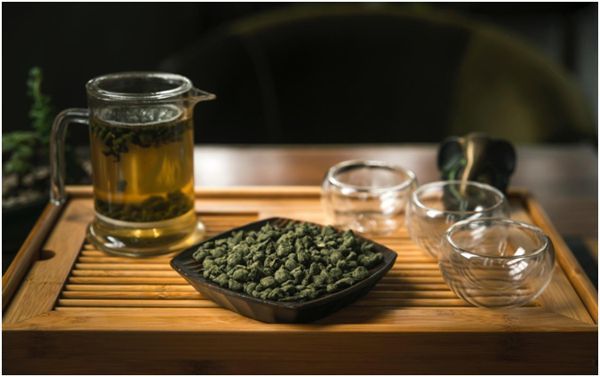 Чай с женьшенем — польза и вред для организма