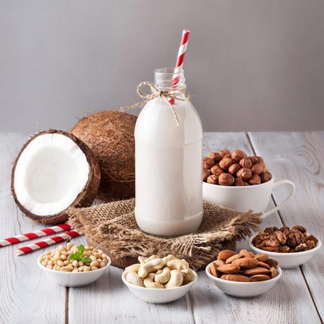 Ореховое молоко: польза и вред