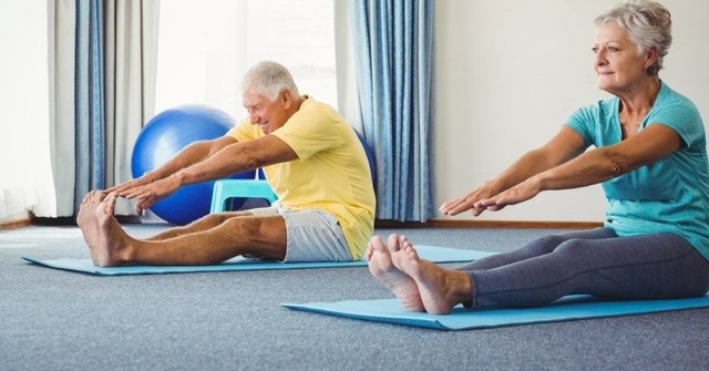 Упражнения для людей старшего возраста: развиваем силу