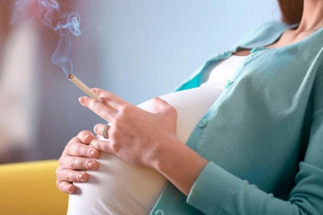 Табачный дым влияет на ребенка еще пять лет после рождения