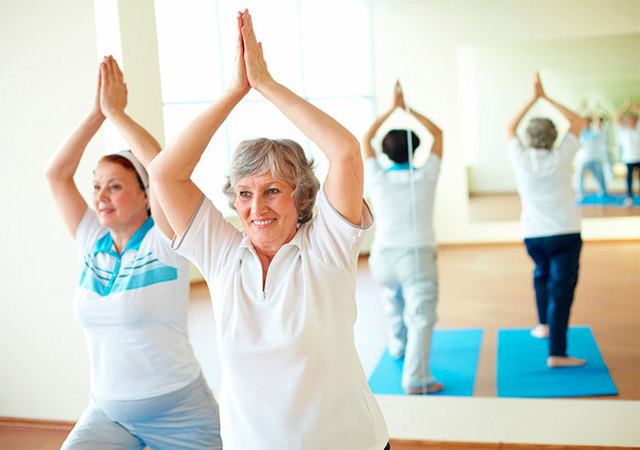 Упражнения для людей старшего возраста: развиваем баланс