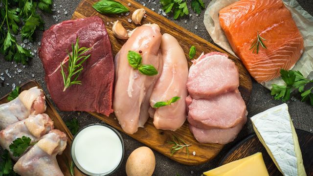 Соотношение белков и углеводов сильно влияет на желудок