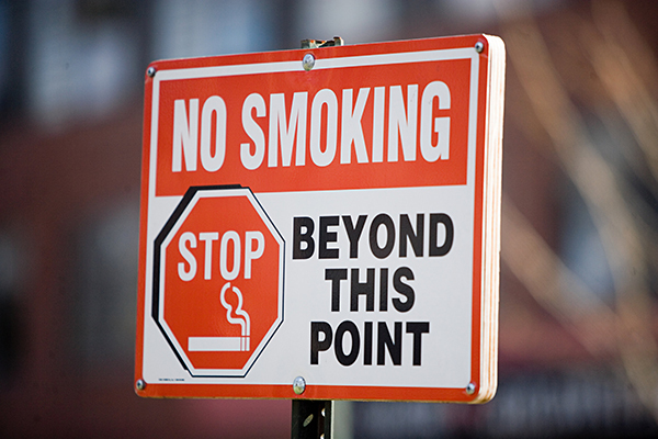 В Роттердаме появятся улицы, на которых введут полный запрет на курение