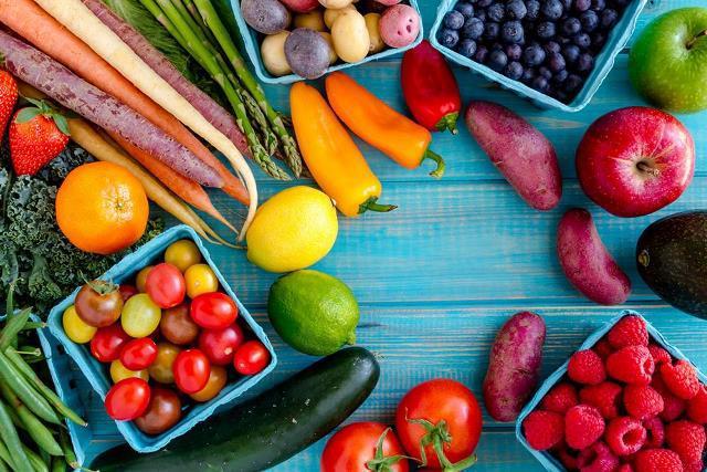Какие овощи и фрукты помогут сбросить вес?