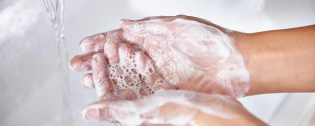 Руки можно мыть любой водой