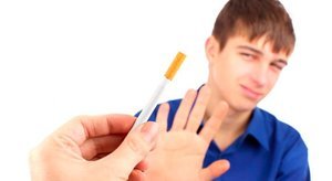 Подросткам курить приятнее, чем взрослым